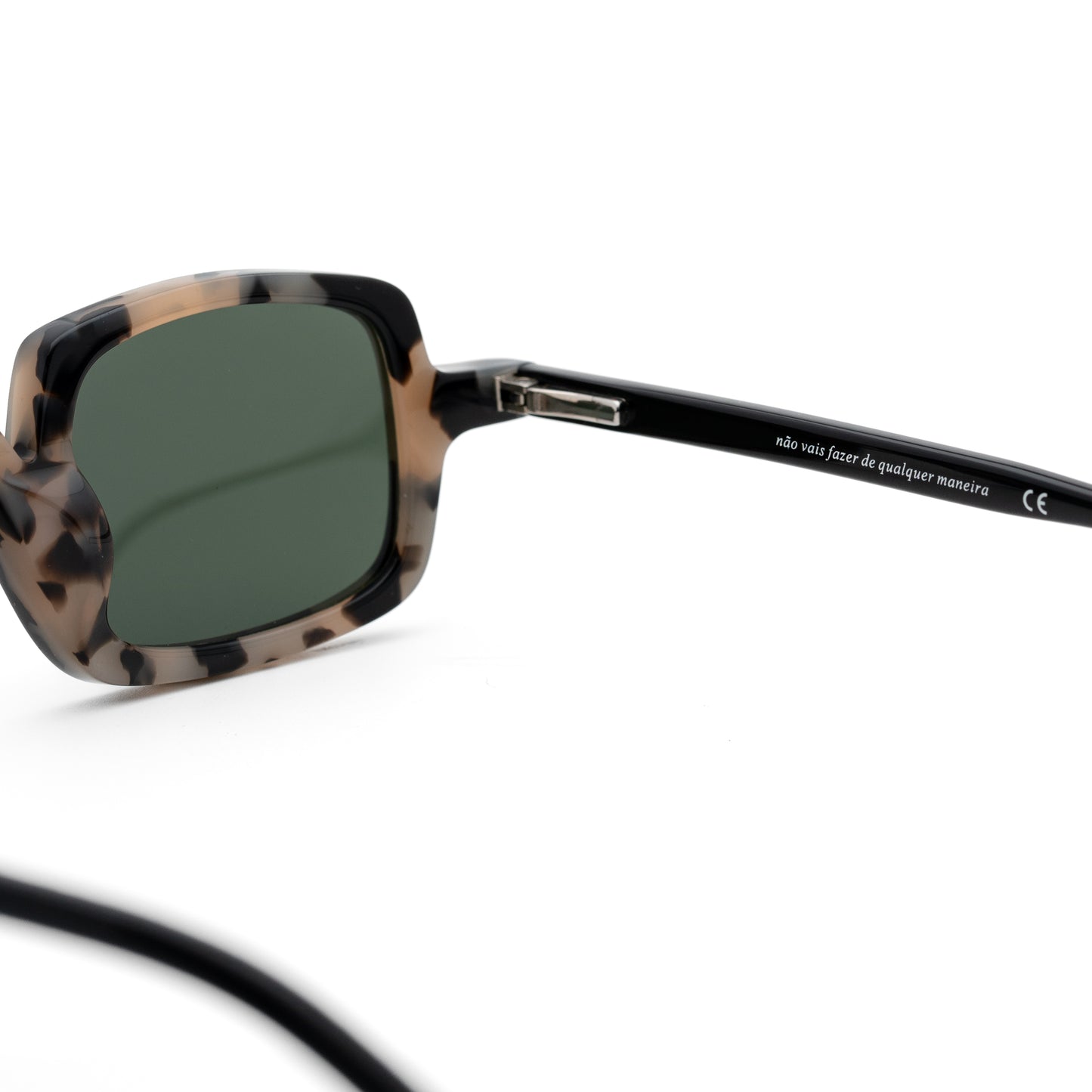 VARIAÇÕES White Tortoise